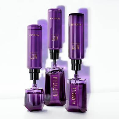 trois flacons violet alien eau de parfum mugler et leurs recharges