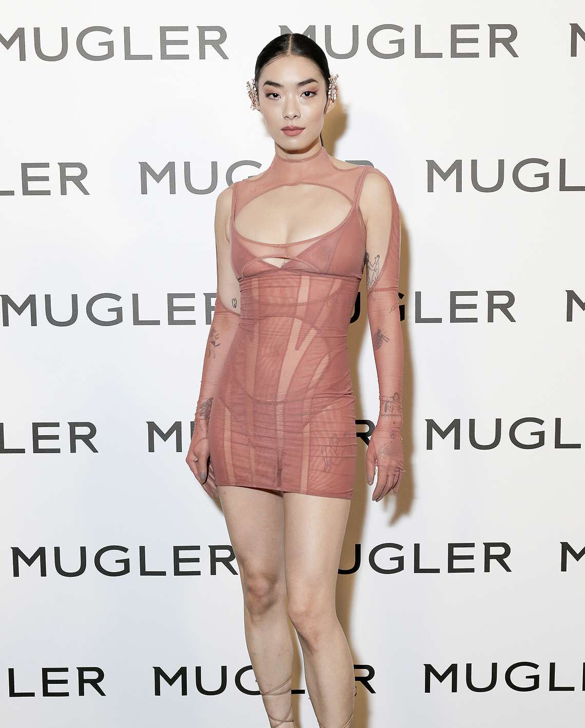 Dua Lipa wears Mugler